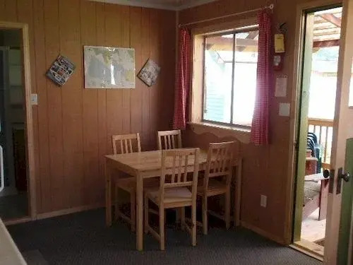 Bonnechere Lodge