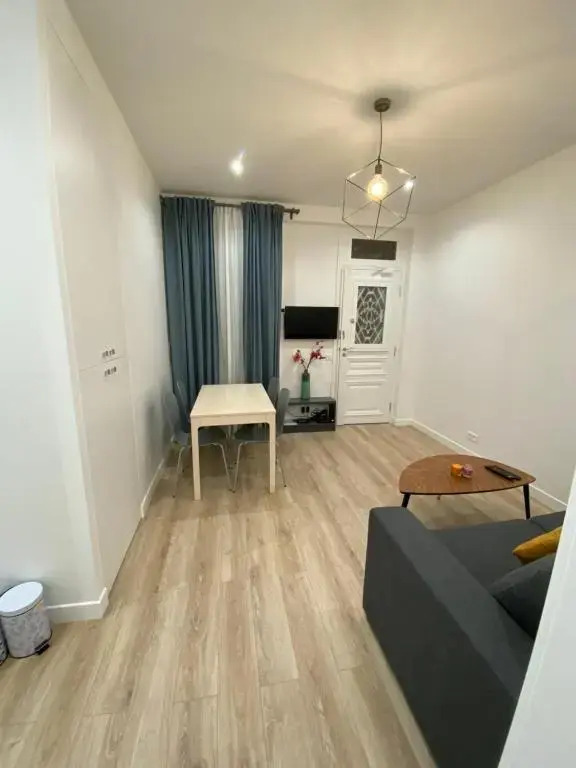 Alexs house