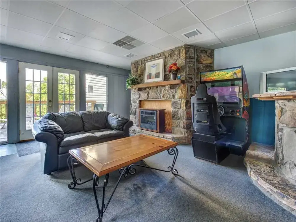 Ski View Mountain Resort 305 - Two Bedroom Condo