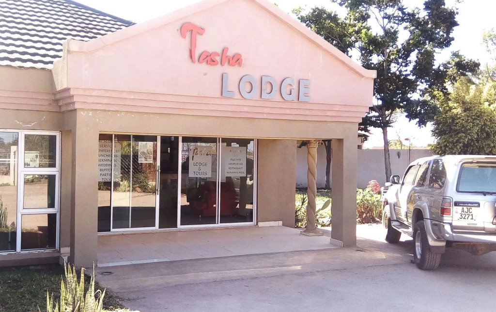 Tasha Lodge and Tours