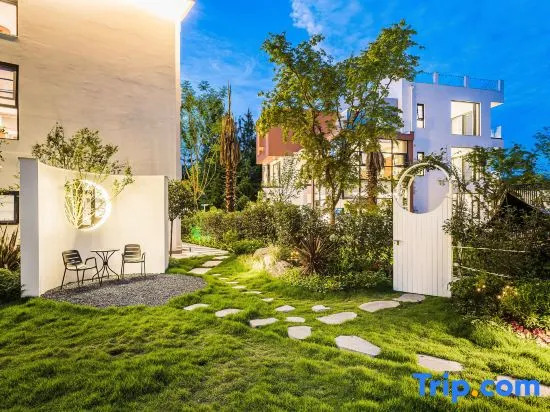 Guiyin Qingcheng Villa · Valley Garden Private Hot Spring Detached Villa