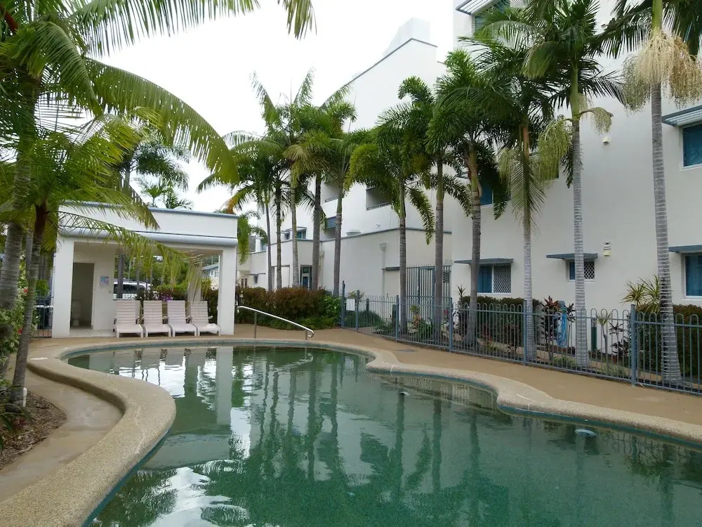 Madison Ocean Breeze Apartments