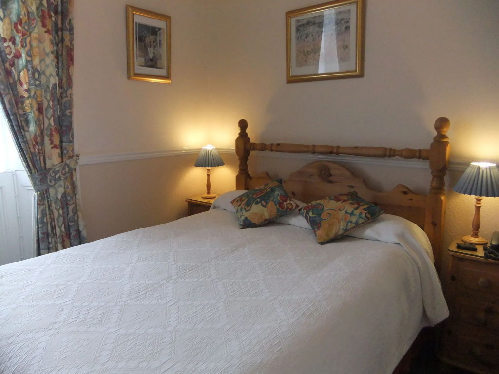 Ashdene House