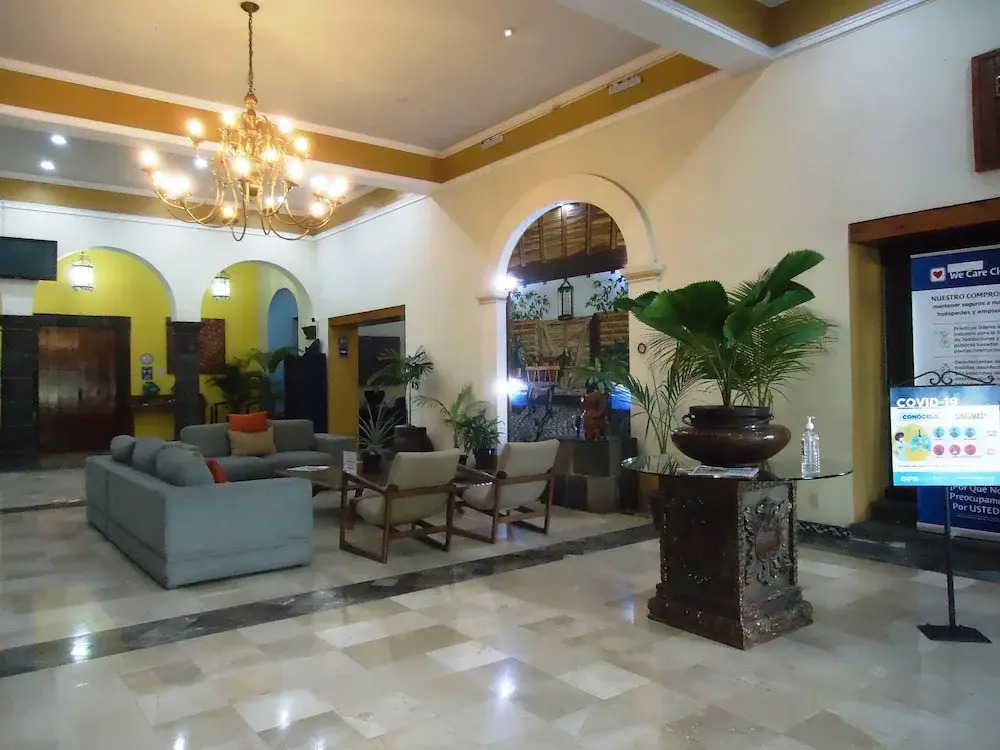 Hotel Concierge Plaza Colima