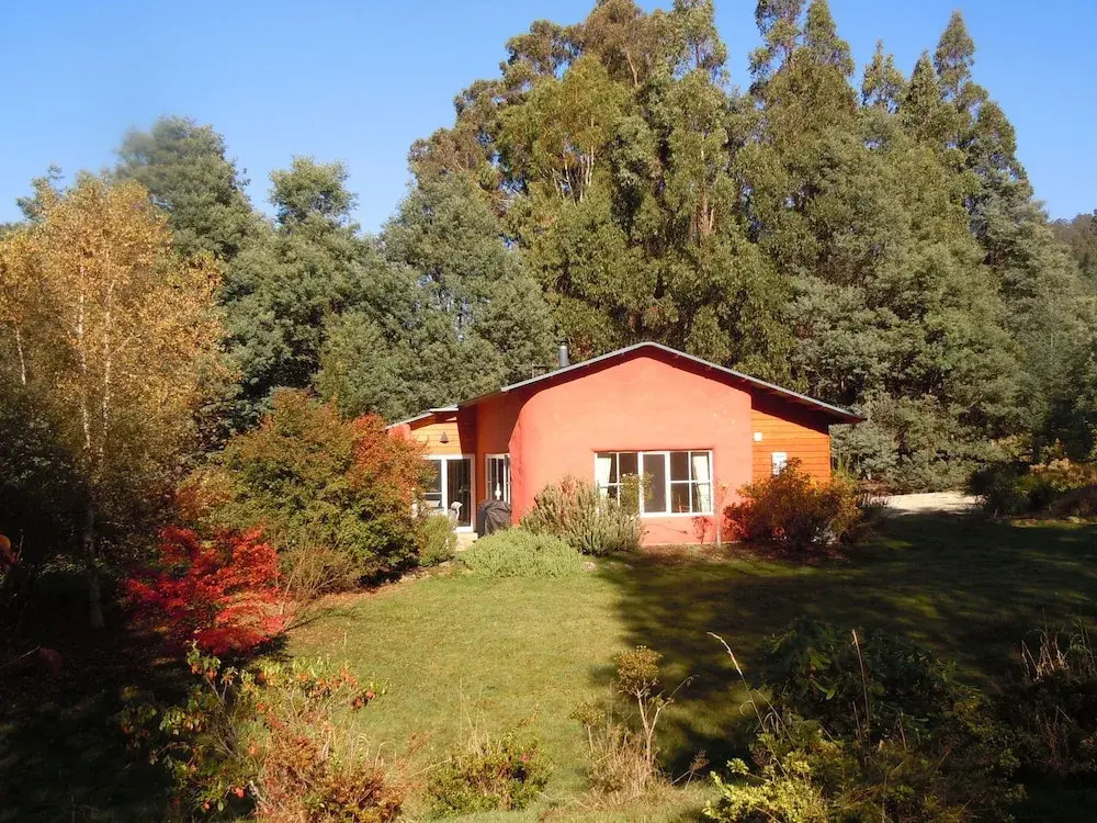 Whispering Spirit Holiday Cottages & Mini Ponies