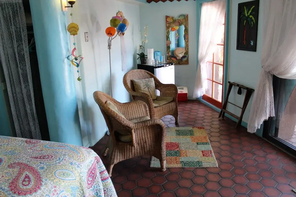 Barnacle Resort