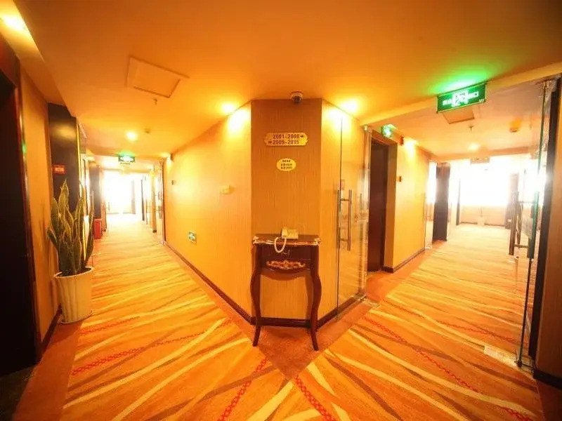 Helen Hotel Chengdu New Convention Centre