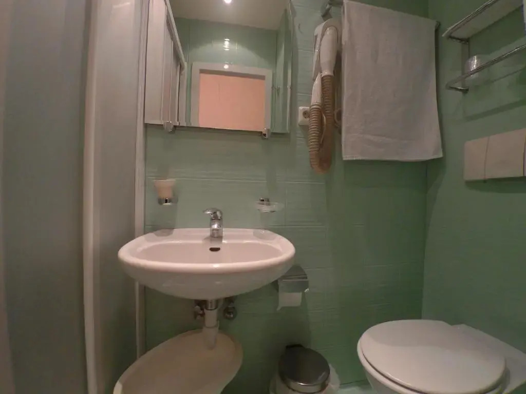 Hotel Ada