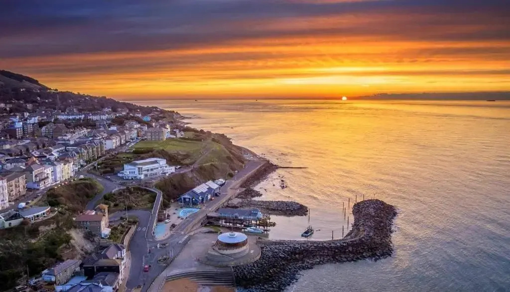 Ryde Beach Garden Apartment