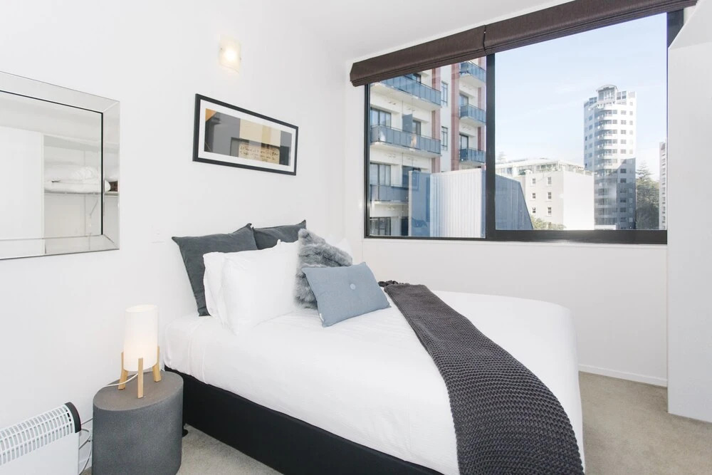 TOWNY - Top Floor Tranquility - 2 Bedrooms