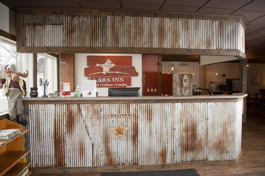 Lark Inn