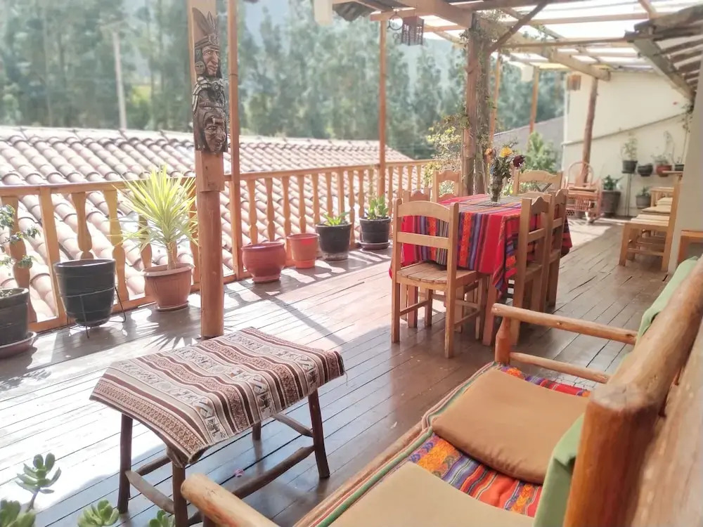 hostal ollantaytambo apartments