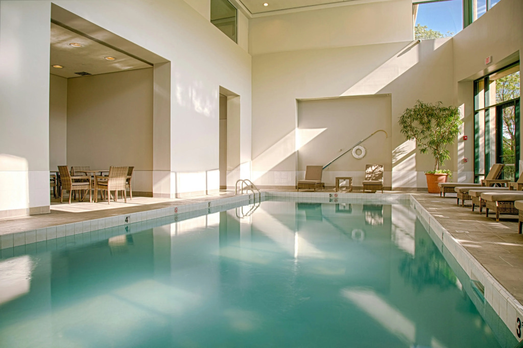 Embassy Suites by Hilton Chicago OHare Rosemont