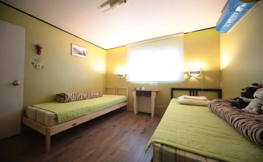 Lux Guesthouse - Hostel