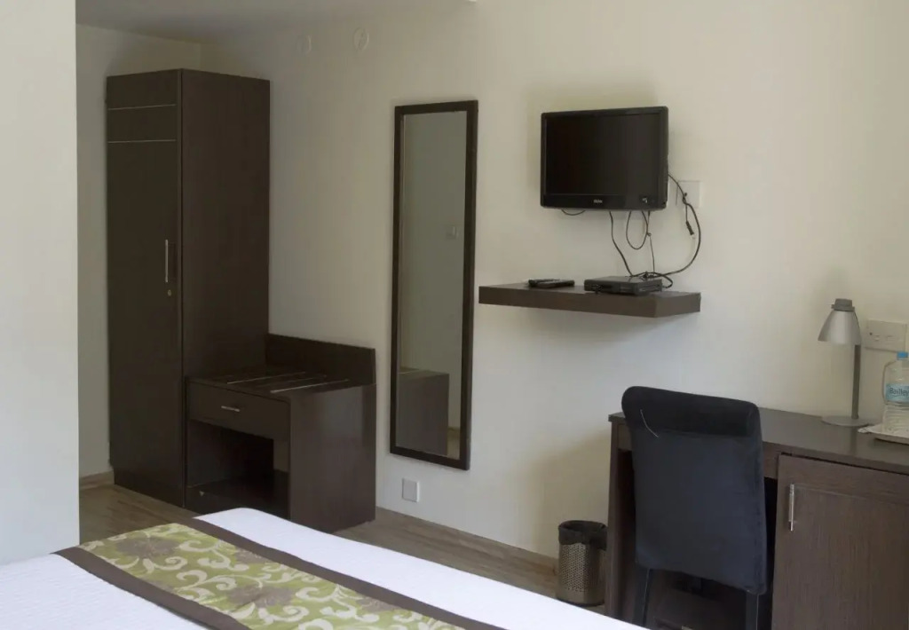OYO Rooms Indiranagar CMH Road