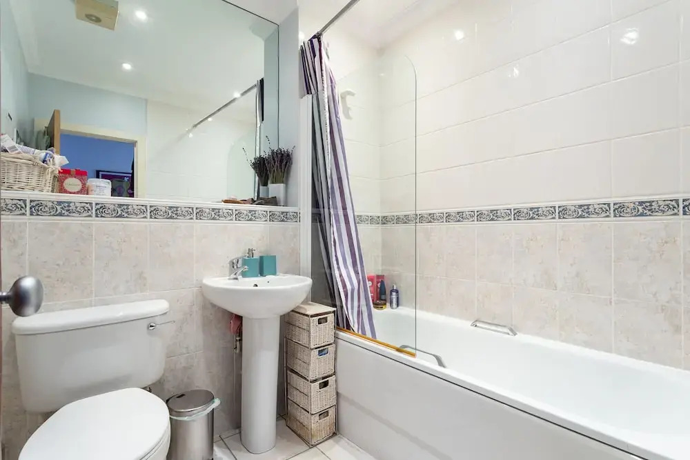 Modern 2bed and Bath W/balcony Flat in Shoreditch