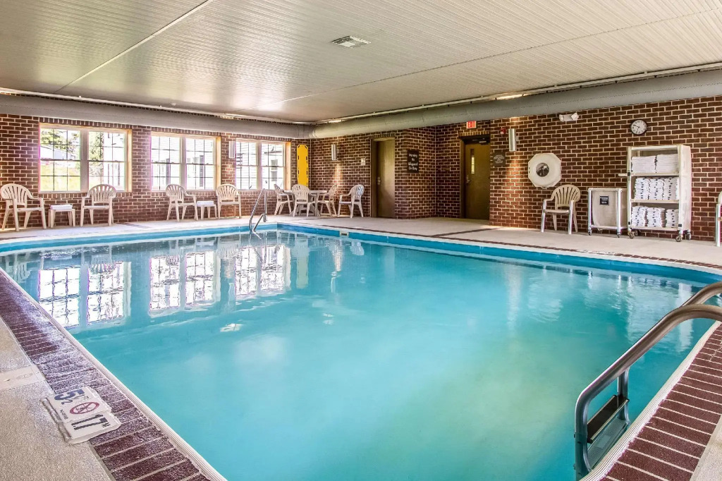 Comfort Suites Hotel and Conference Center