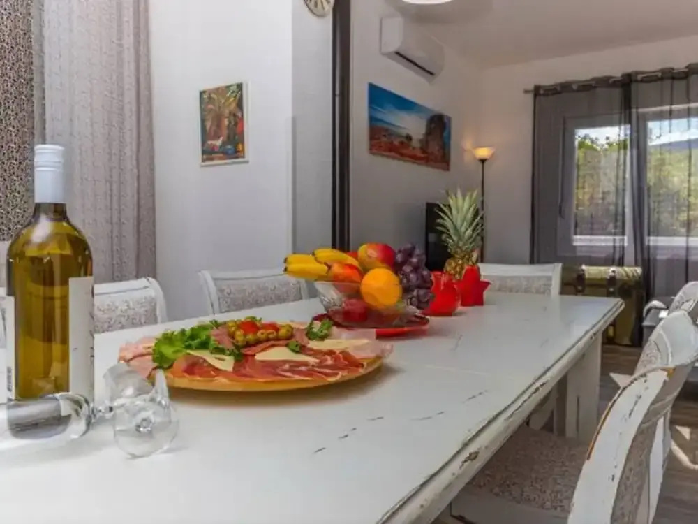 Apartment in Croatia Near the Adriatic Coast