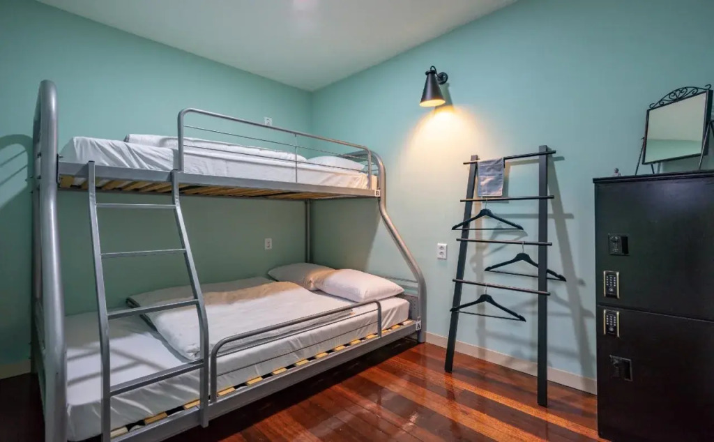 Mireuk Mireuk Hostel
