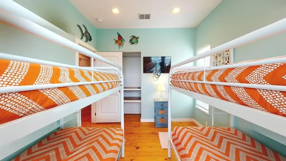 Neptune's 4 Bedroom Townhouse