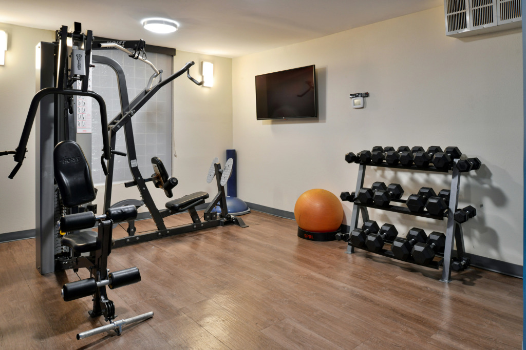 Holiday Inn Express Winston-Salem Medical Ctr Area