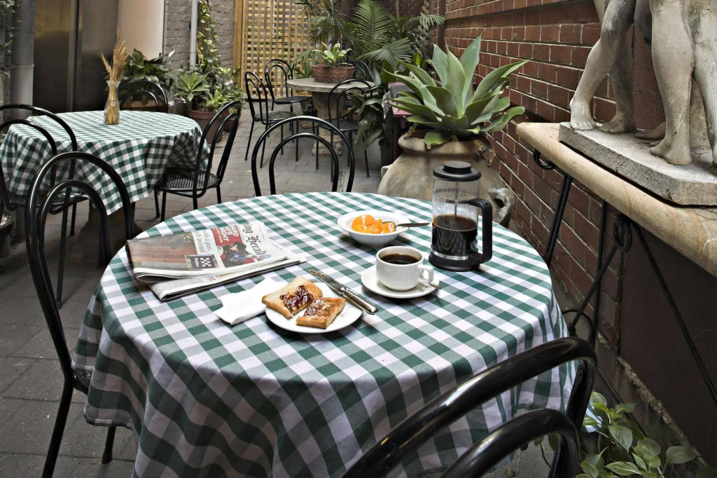Woolbrokers Hotel