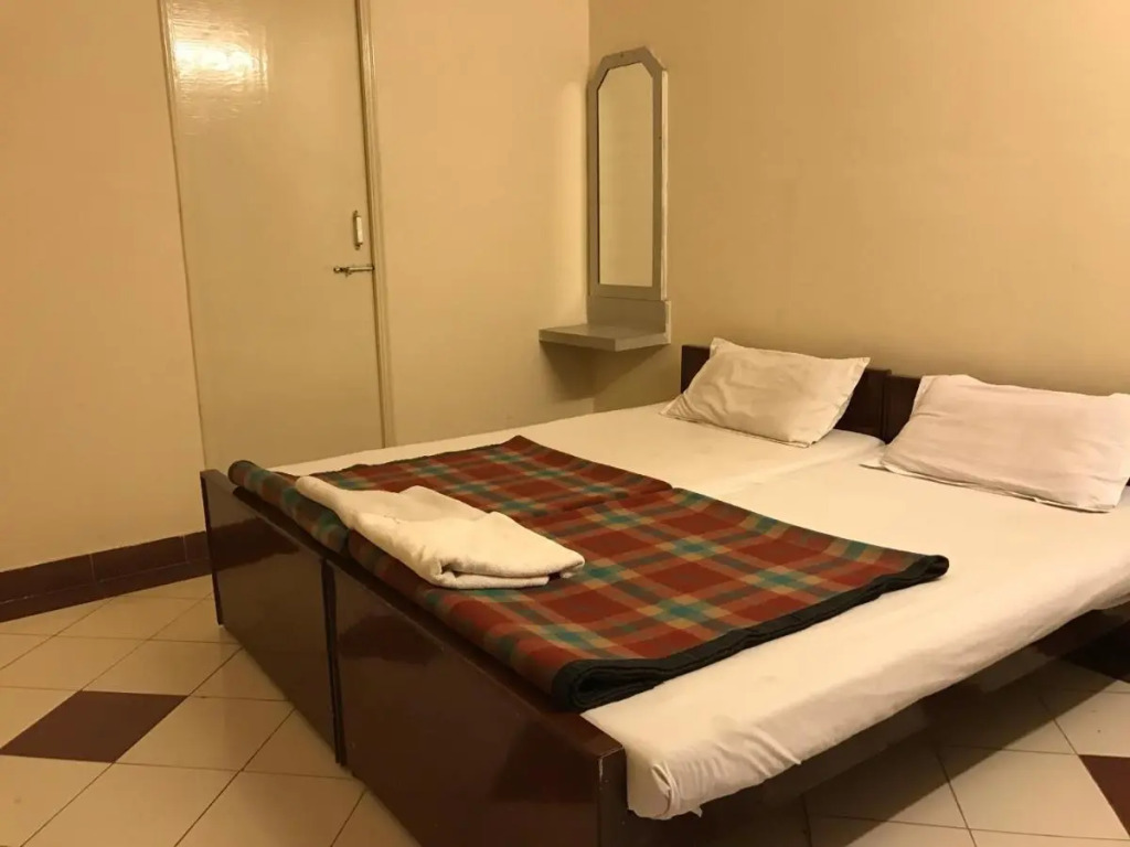 Hotel Sheela, 100m from Taj Mahal