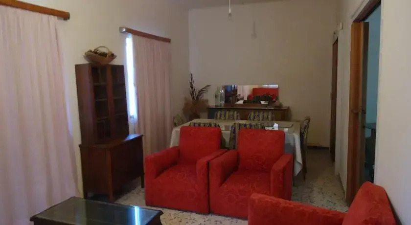 Zorpides House