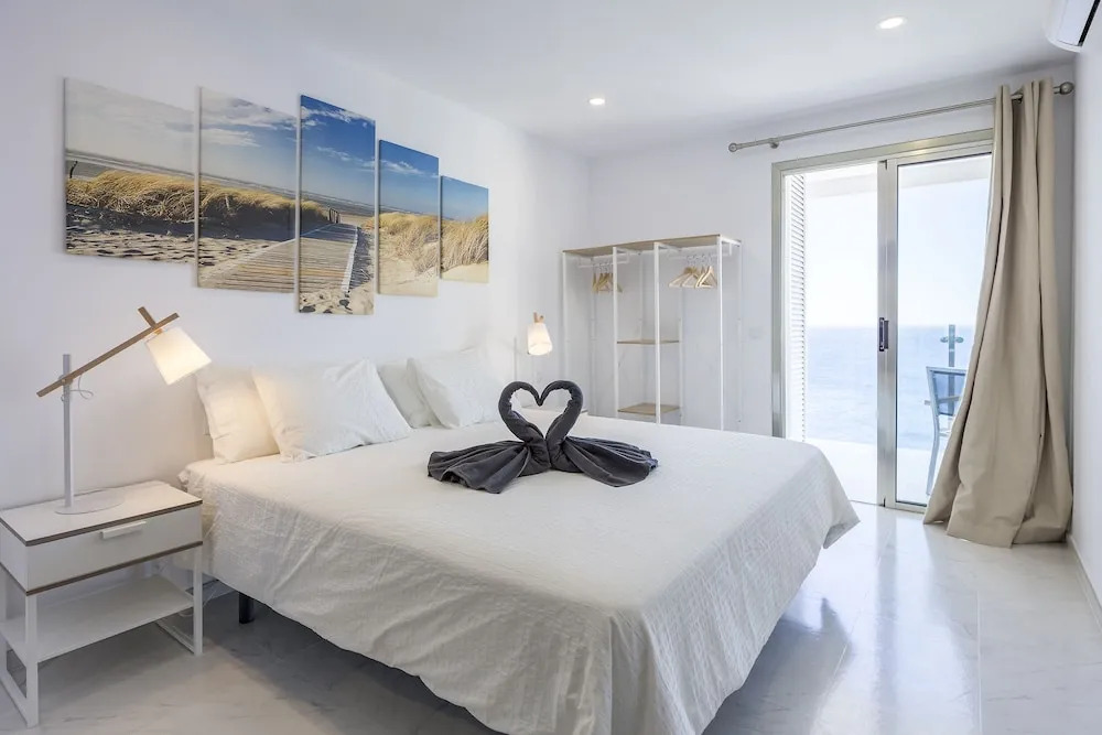 Your Dream Vacation in Tenerife Seaview