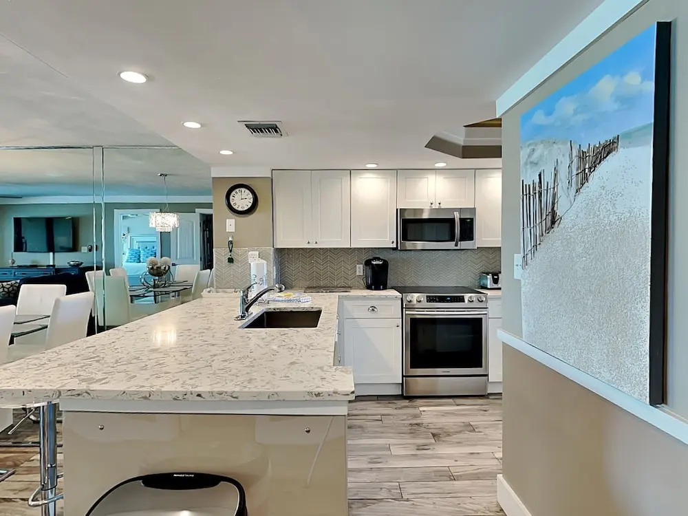 Serenity Cottage by Southern Vacation Rentals