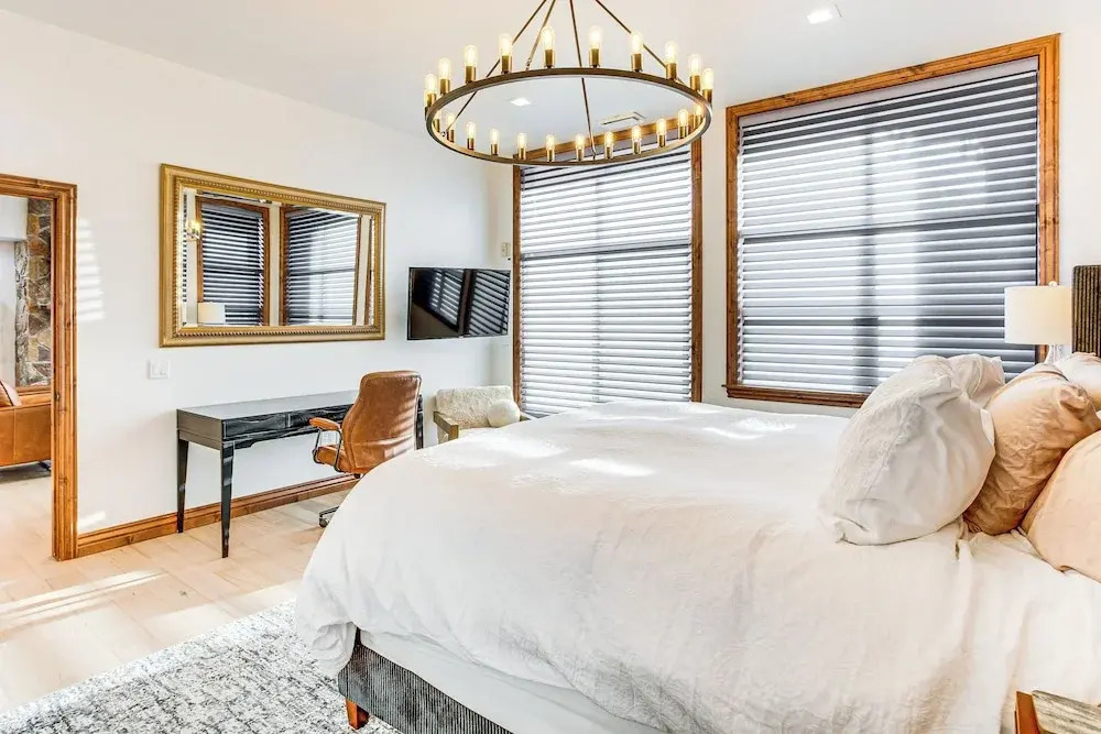 Mountain-view Condo in the Heart of Edwards!