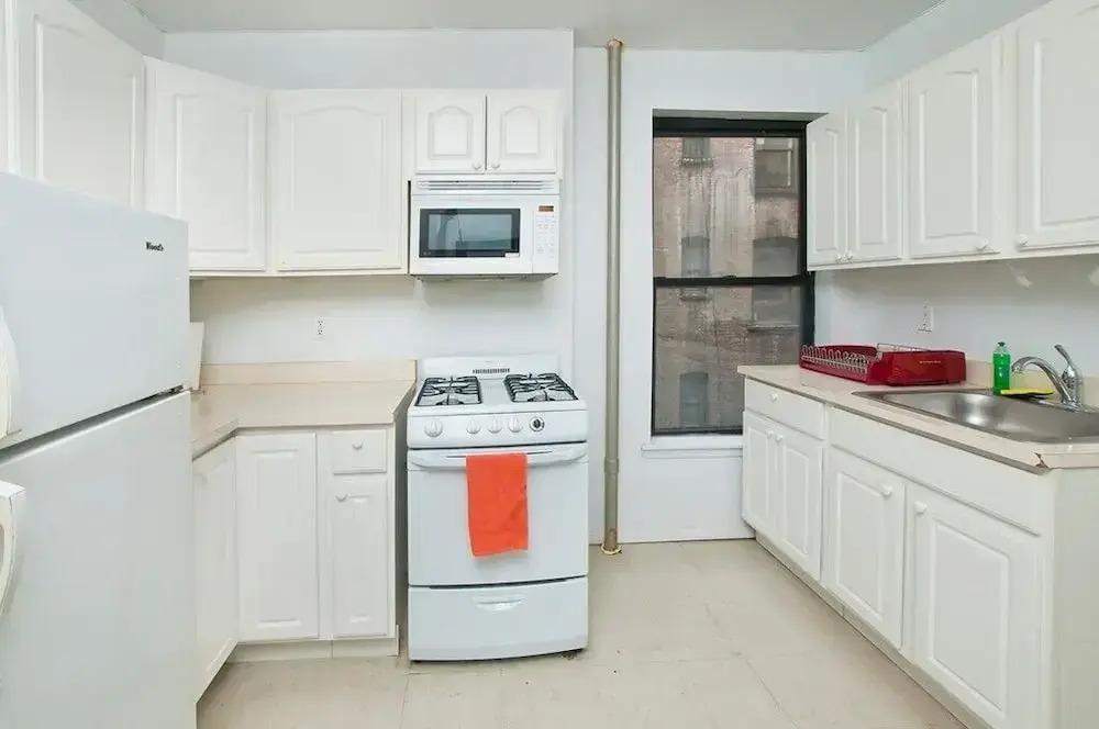 335 East #232477 2 Br Apts