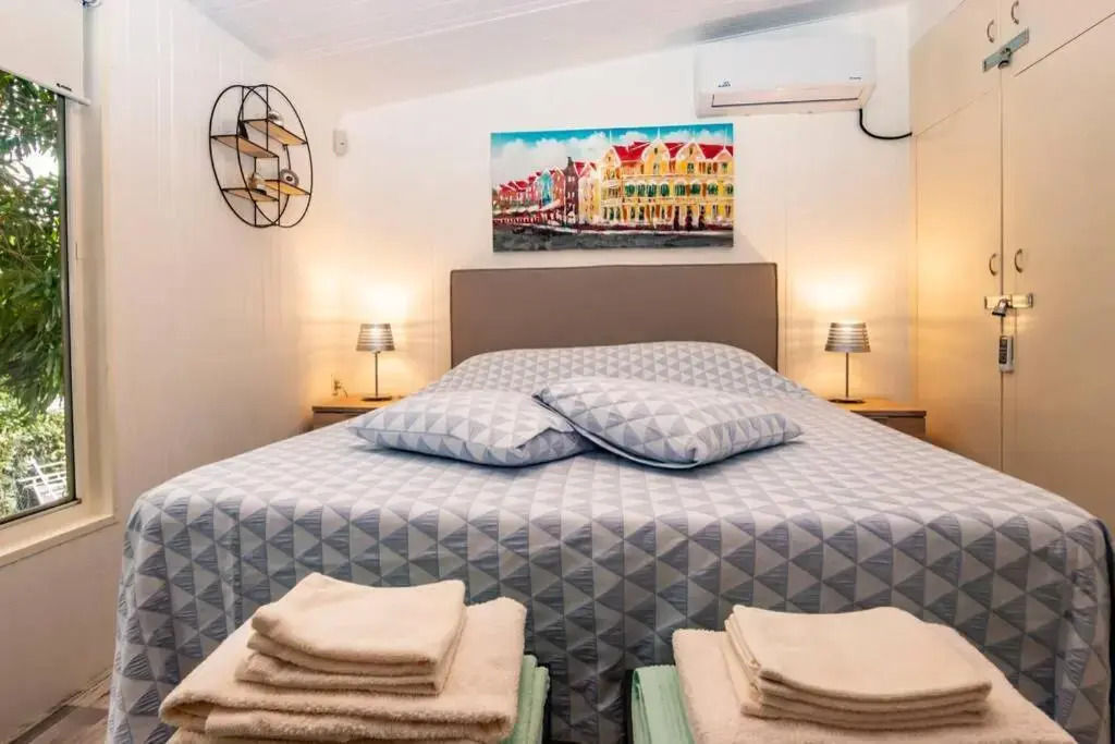 Appartement met zwembad en prachtige tuin