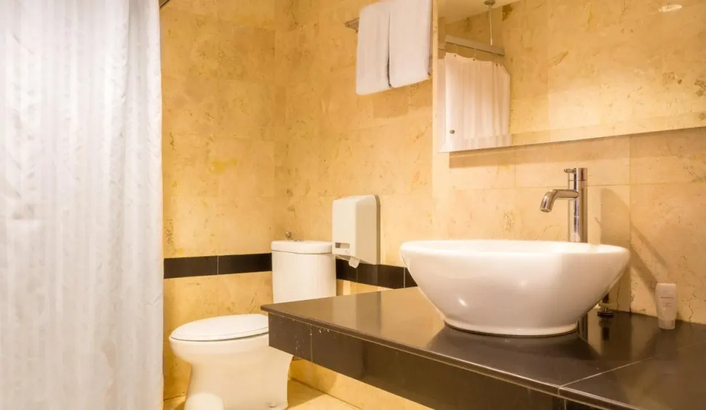 Garuda Plaza Hotel