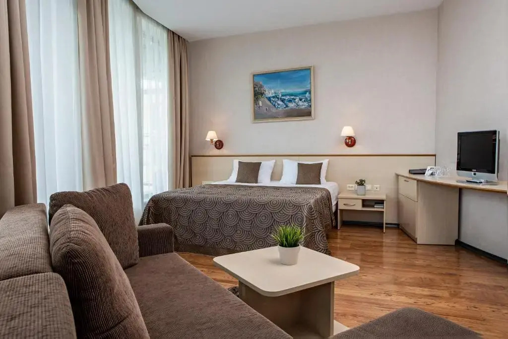 Отель Art City Inn Vilnius