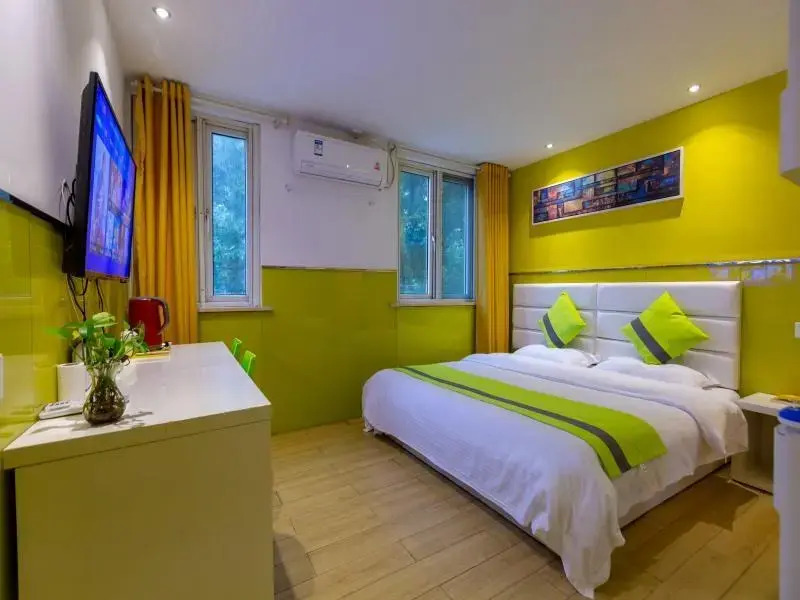 Отель Shell Nanjing Jiangning District Baijia Lake West Tianyuan Road Metro Station Hotel