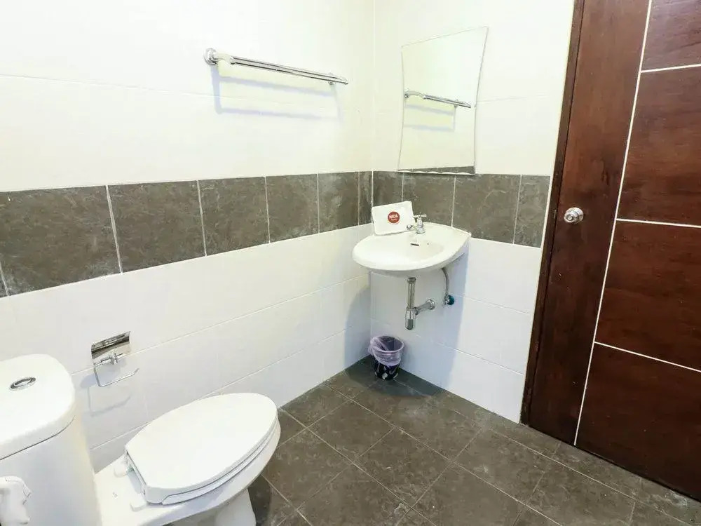 Nida Rooms Funky Chonlaprathan 22