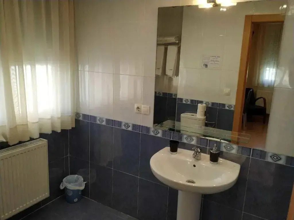 Hostal Hispanico II