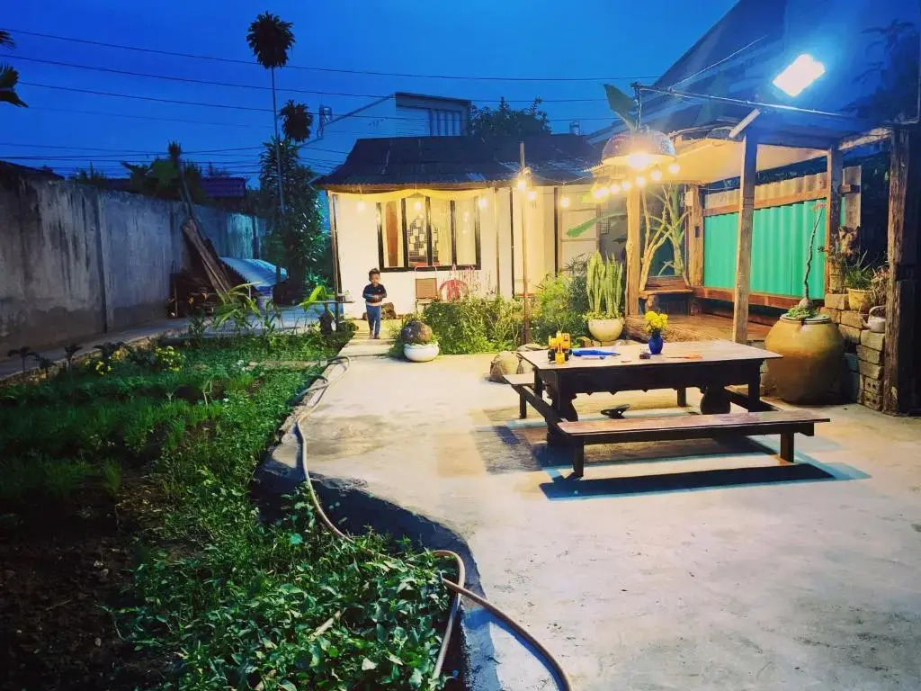 Vườn chuối homestay