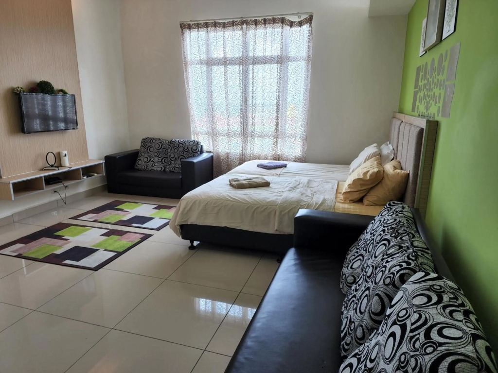 The Viana Apartment IV