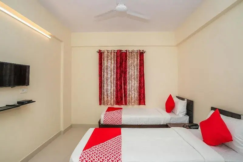 Sri Sai Guest House By OYO Rooms