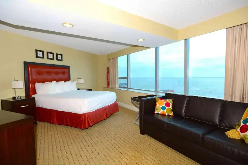 Boardwalk Resorts at Atlantic Palace