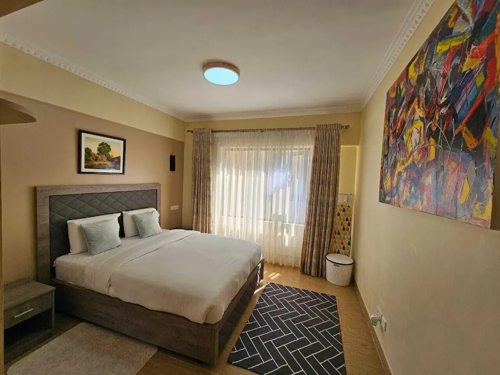 Lux Suites Enzi Heights Apartments
