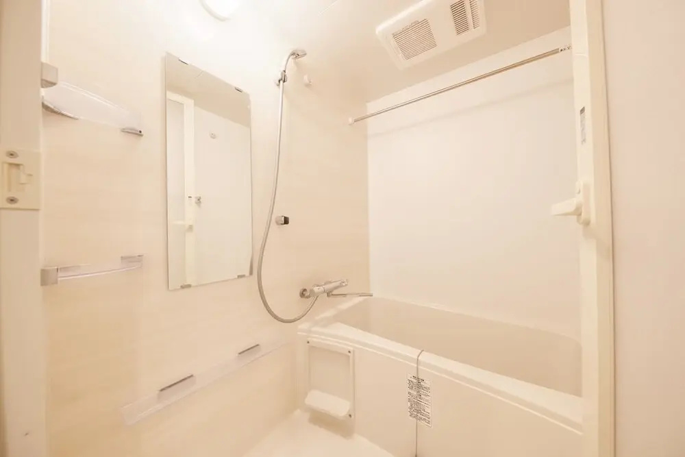 New Normal Hotel in NAMINOUE ニューノーマルホテルイン波の上