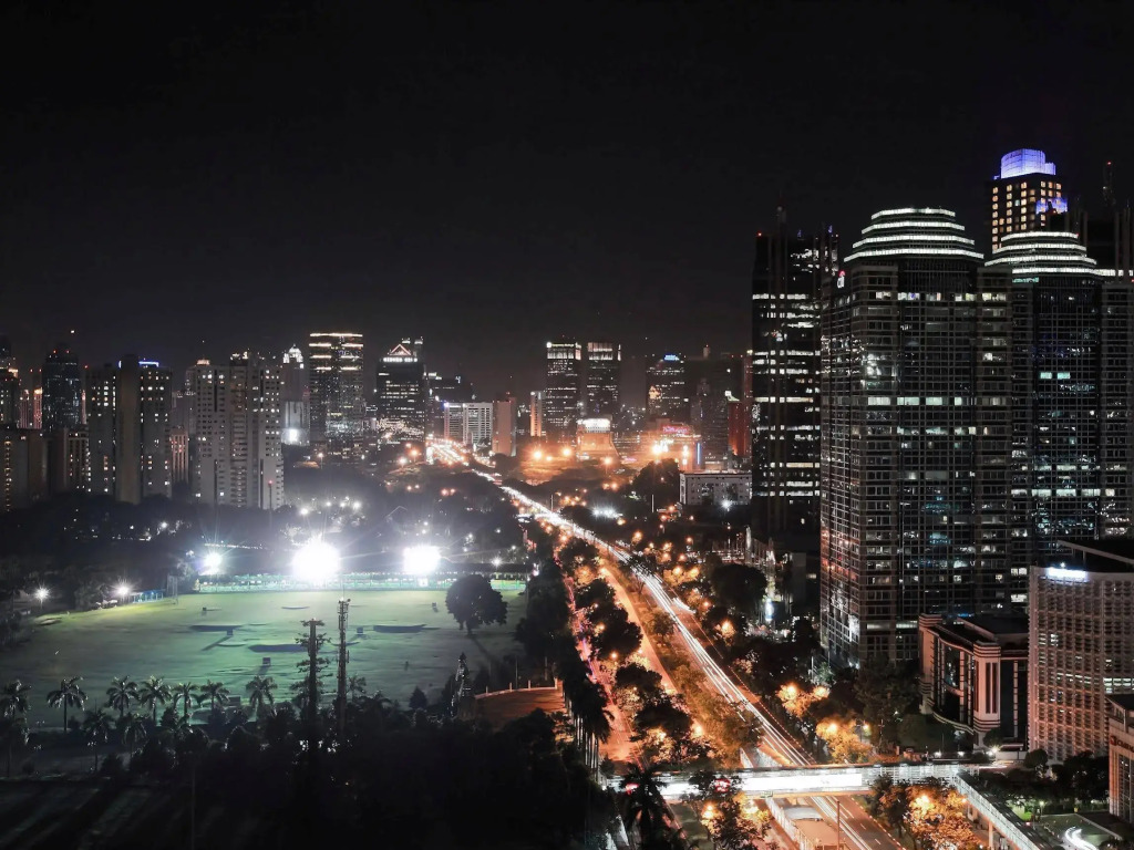 HARRIS Suites fx Sudirman