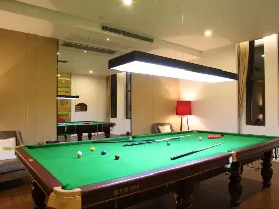 Sanmenxia Feicui Lichi Hot Spring Resort Hotel