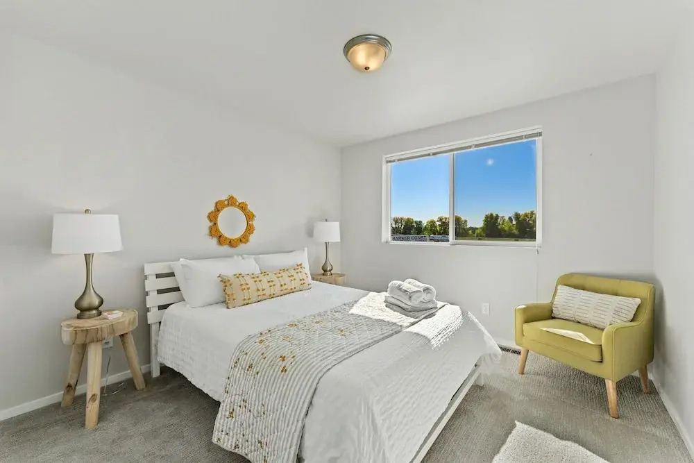 Stylish Music-Inspired Retreat Near Old Town FC