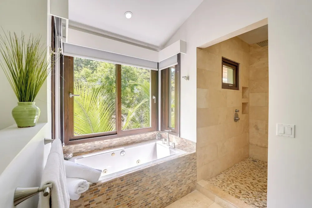 Luxury Home w/ Views & Infinity Pool: Near Beach!