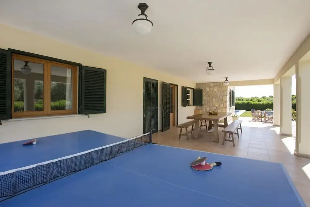 Villa - 4 Bedrooms with Pool and WiFi - 103131
