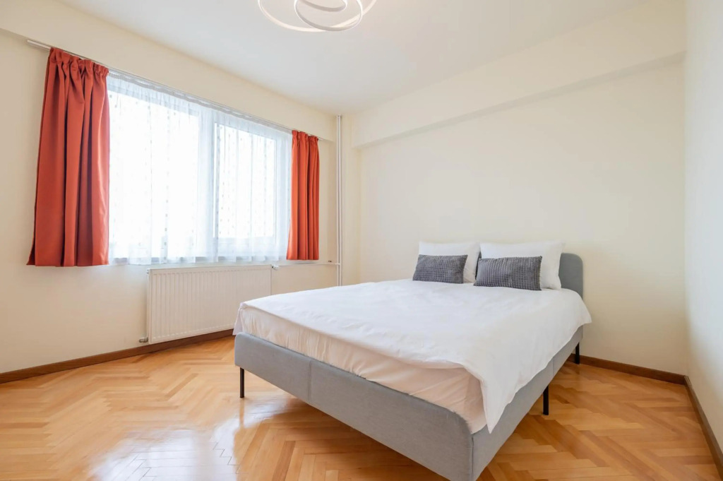 Scala Flat